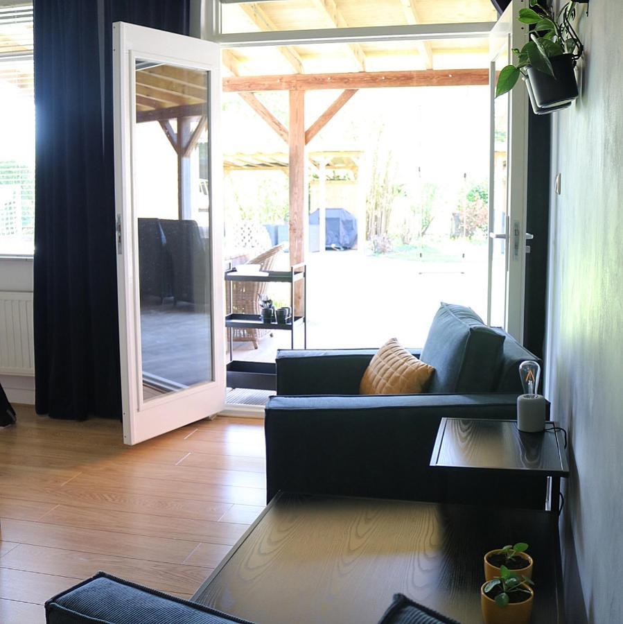 Bed And Breakfast 'Wij En De Zande' - Kamer Met Vide Kamperveen Luaran gambar